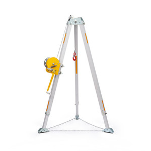 Штатив - треного (трипод) "МОЛОТ" с лебедкой ТМ-2Л (20 метров) Штатив - треного (трипод) "МОЛОТ" с лебедкой ТМ-2Л (20 метров)