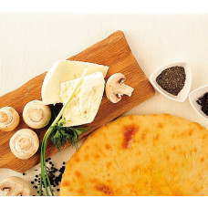 Осетинский пирог с картофелем, грибами и сыром